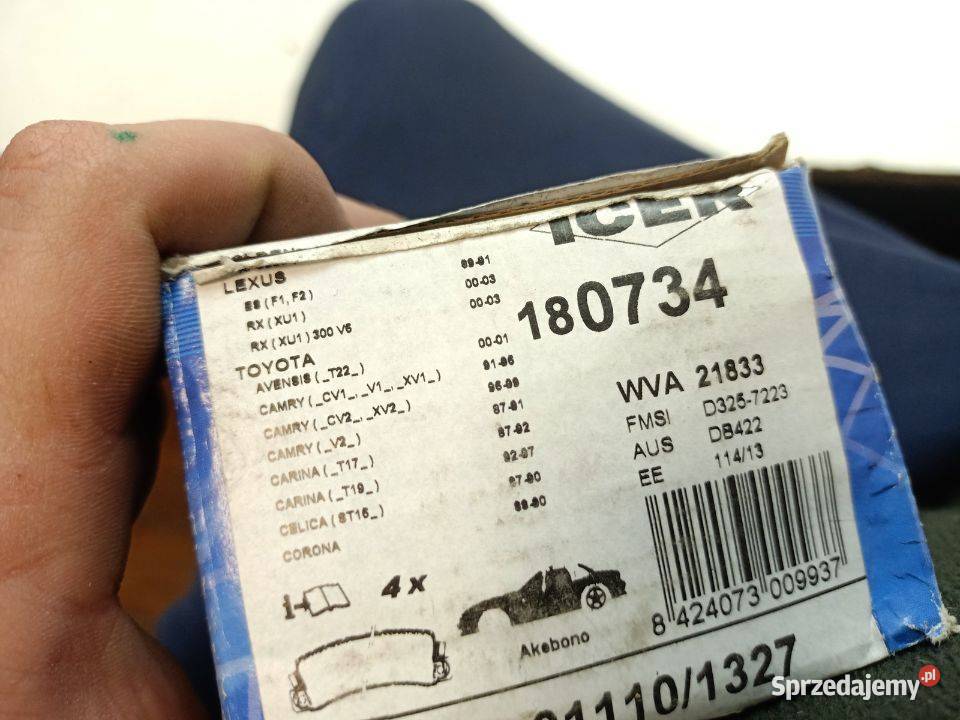 KLOCKI HAMULCOWE TYŁ TOYOTA CARINA 20 8792 PU99 Pozostałe Skarżysko-Kamienna