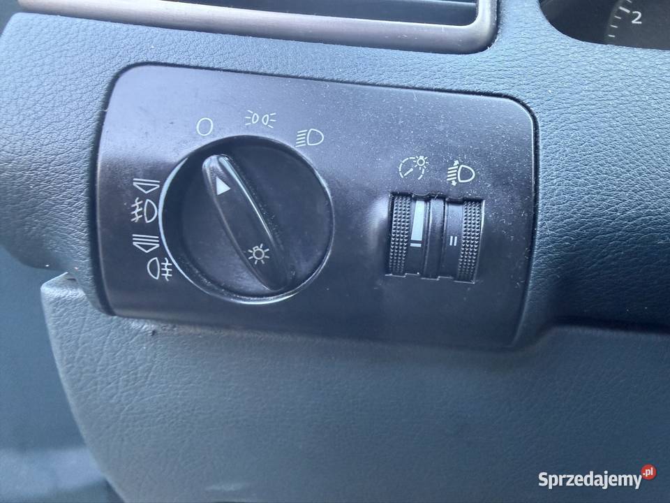 WŁĄCZNIK PRZEŁĄCZNIK ŚWIATEŁ Audi A6 C5 9704 Ostrów Wielkopolski sprzedam