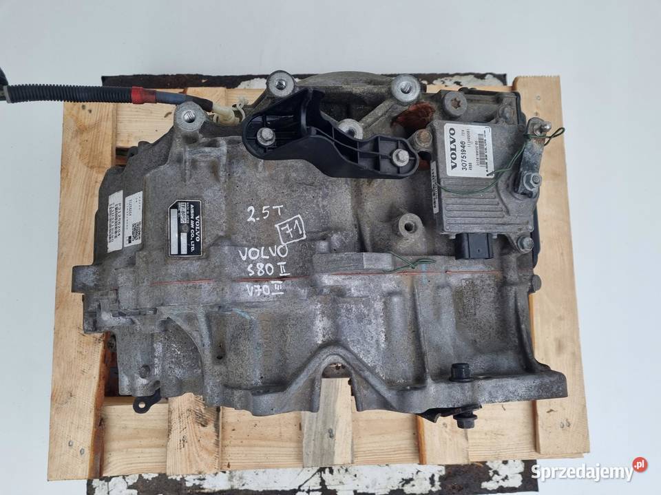 Volvo V70 III 25 T TURBO AUTOMATYCZNA SKRZYNIA osobowe Janów