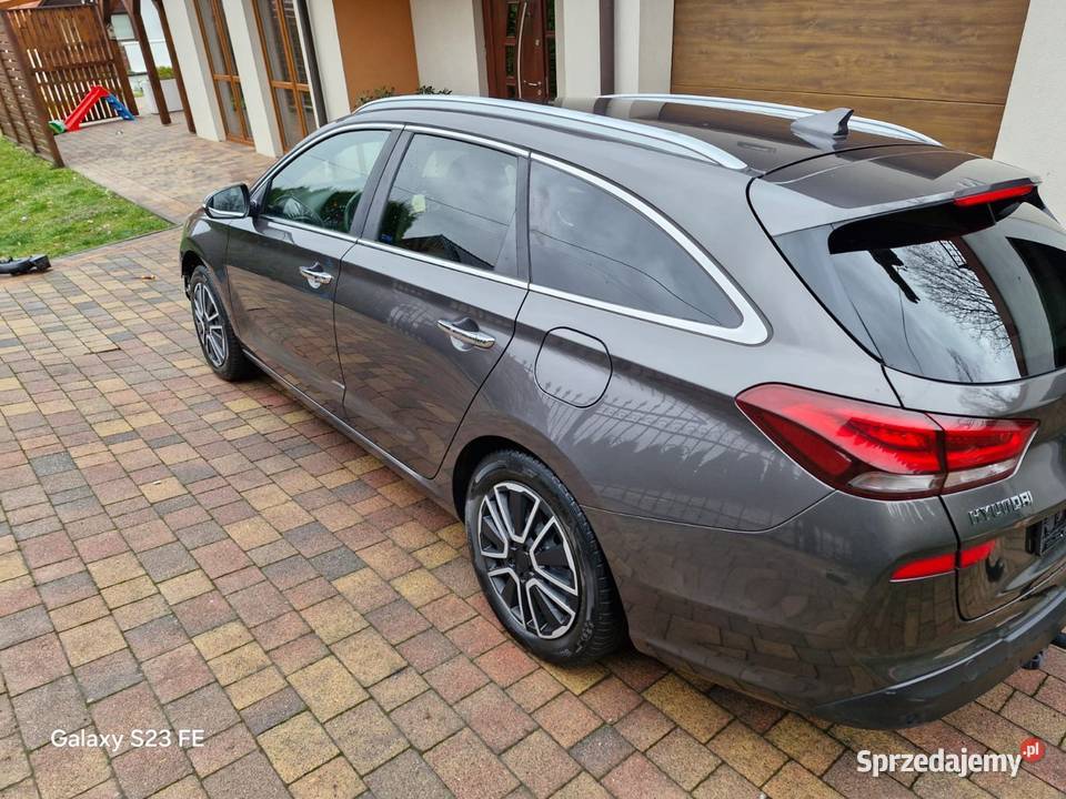 Niski przebieg bogate wyposażenie radio Krzeszów