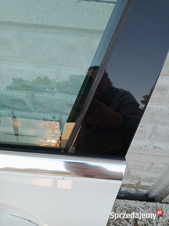 DRZWI LEWE PRZÓD PRZEDNIE MERCEDES CKLASA W205 osobowe Drzwi Rakoniewice