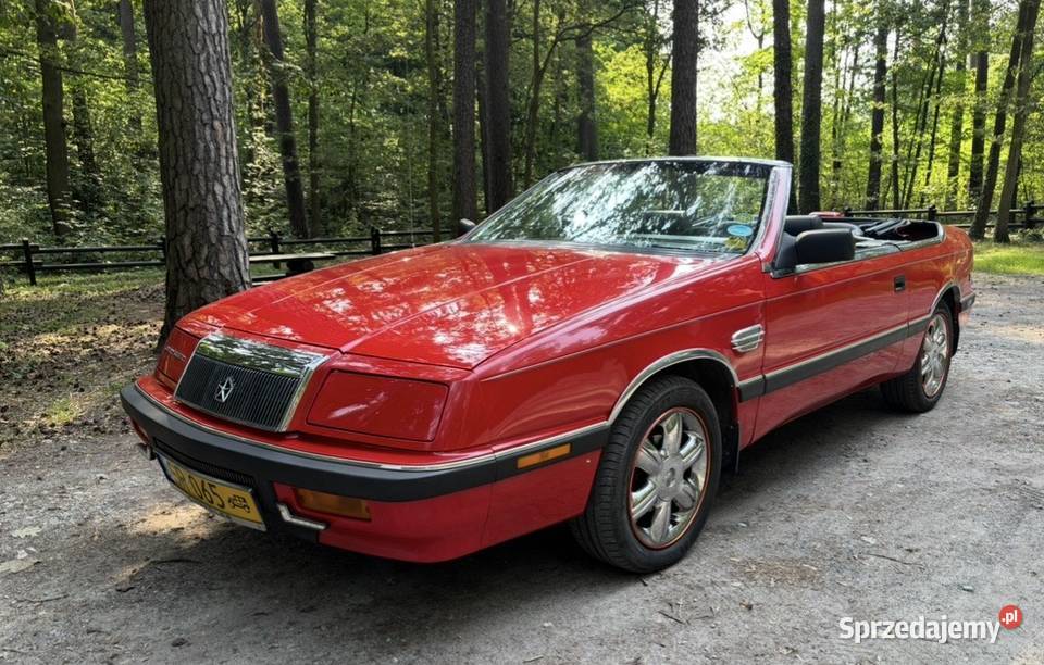 Chrysler Le Baron zarejestrowany jako samochód centralny zamek Skała