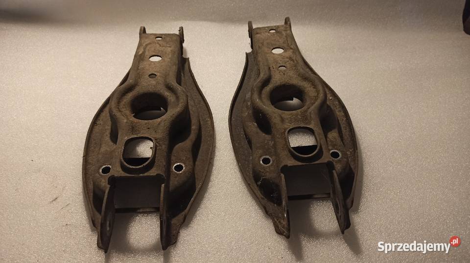 Wahacz dolny TYŁ Tylny Bmw e90 e91 e92 e93 Dębica