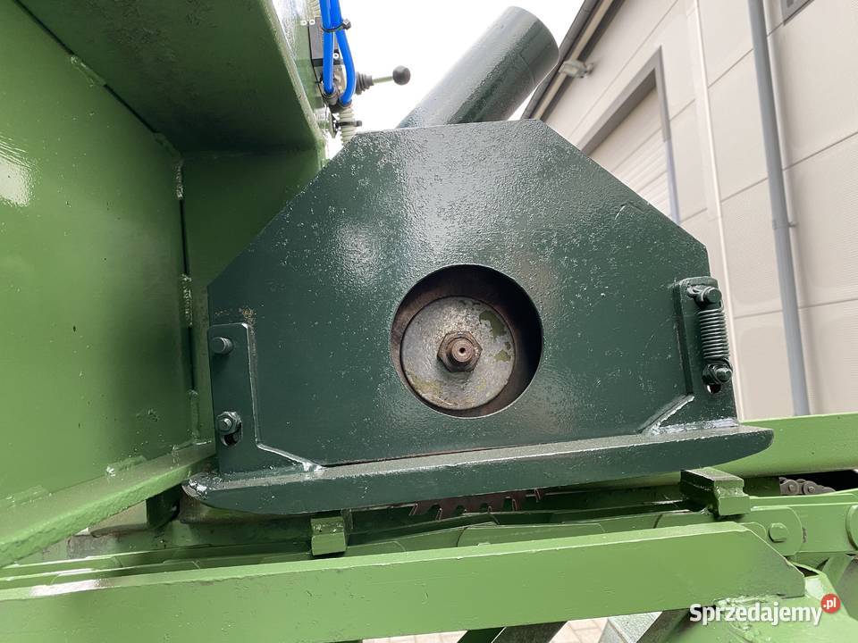 Dwu piła z magazynkiem