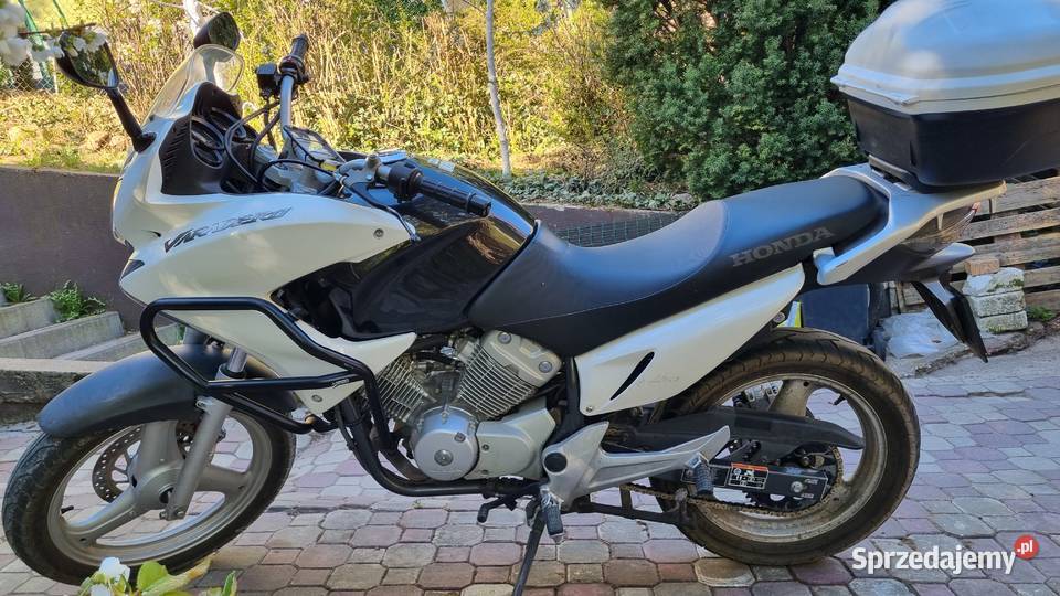 Honda Varadero 125 2011 r 17 bezwypadkowa Gdynia