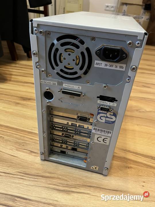 Zabytkowy komputer PC AT Pentium MMX 166MHz Brzana
