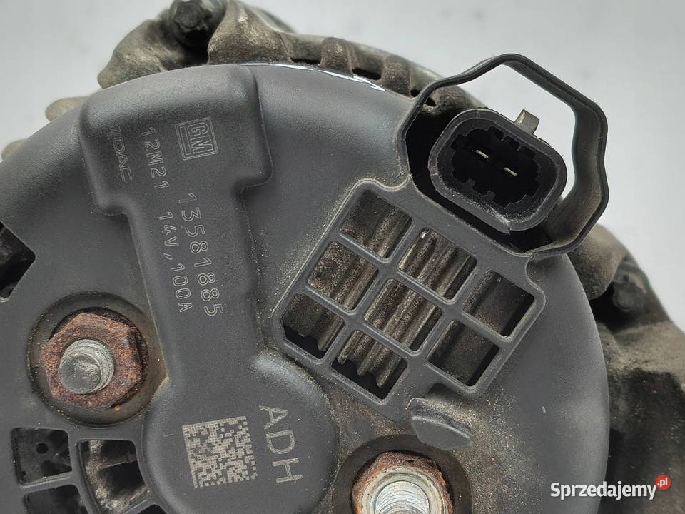 ALTERNATOR Opel Astra J 14 T oryginał 13581885 osobowe lubelskie Chełm