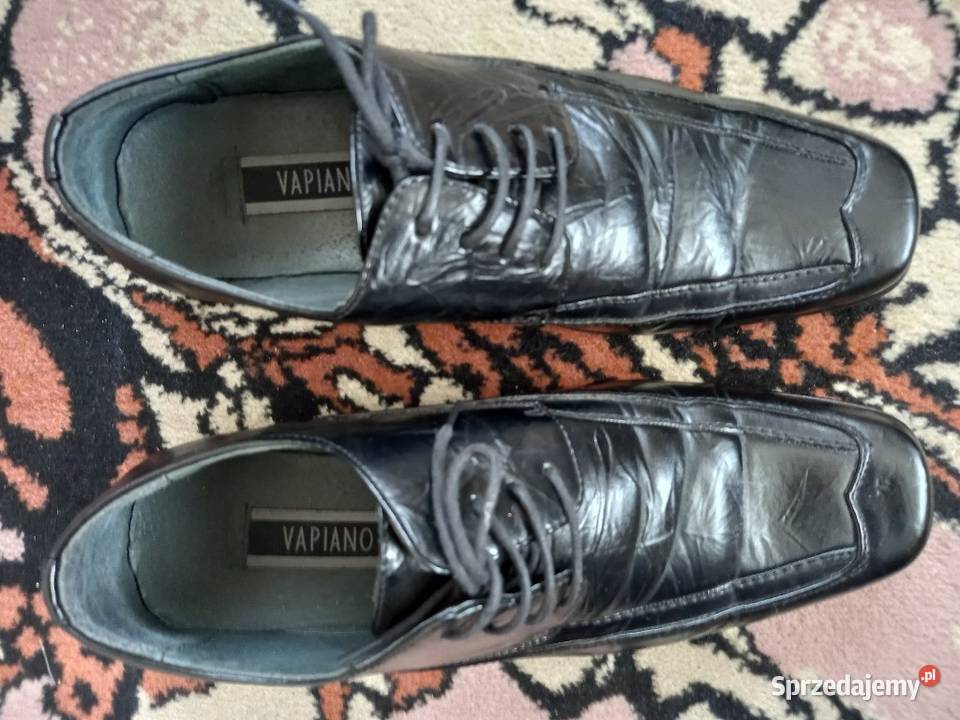 Buty czarne garniturowe rozmaiar 42 inna Tomaszów Lubelski