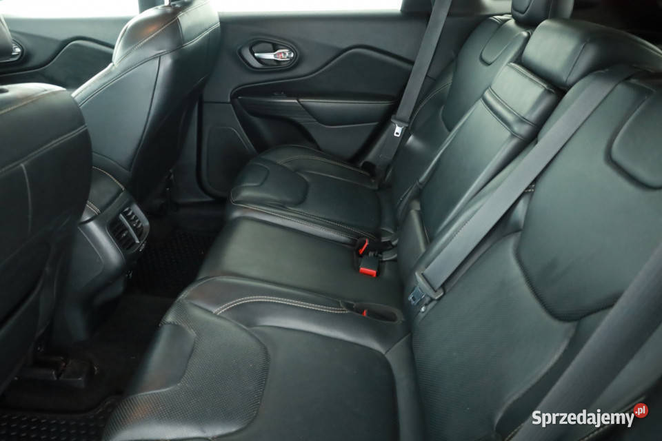 Jeep Cherokee 20 MultiJet asystent pasa ruchu Piaseczno