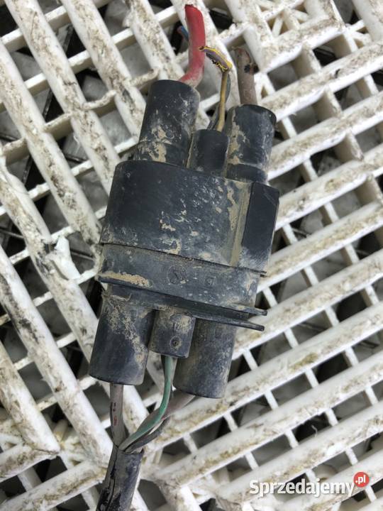 WENTYLATOR CHŁODNICY AUDI A3 8P 20 140 osobowe