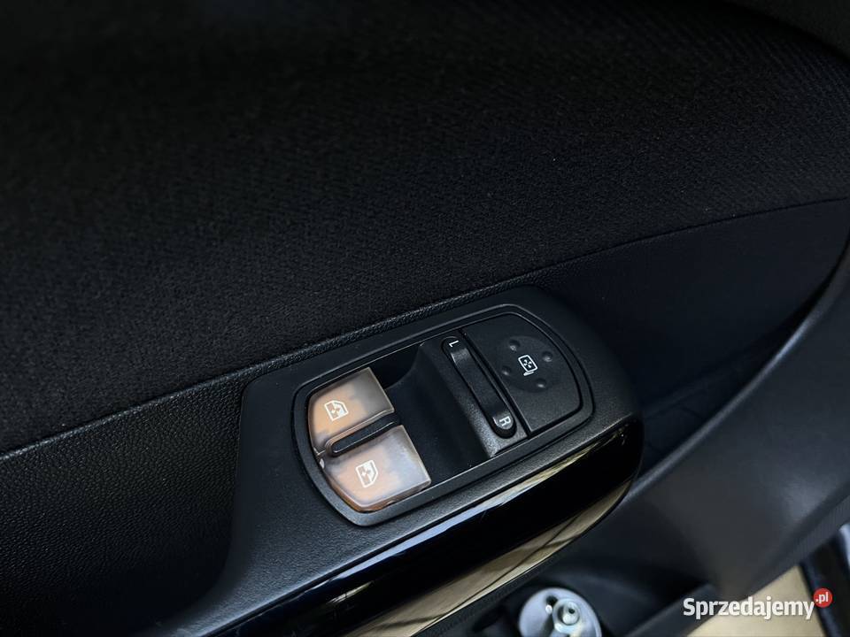 Opel Corsa D 14 90 LPG BEZWYPADKOWY Cała w Corsa Dąbrowa Tarnowska