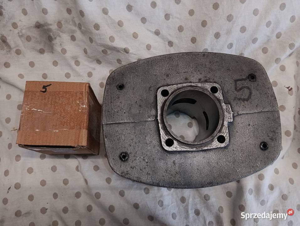 Cylinder WSK 175 szlifie R5 okna fazowane Rytel
