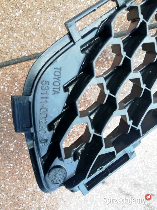 grill atrapa Toyota Yaris