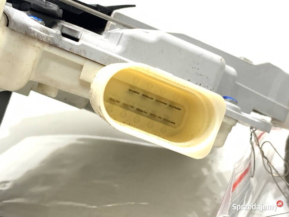 ZAMEK DRZWI LEWY TYŁ AUDI A6 C7 SedanLimuzyna