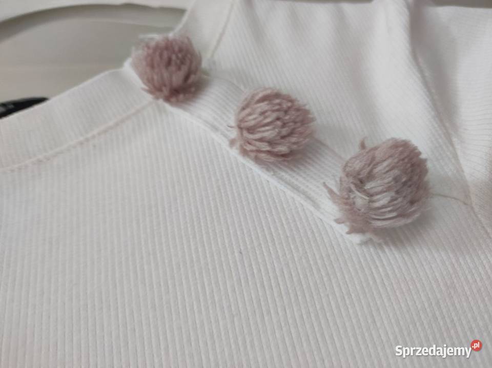 bluzka koszulka top tshirt ZARA ozdobny dekolt