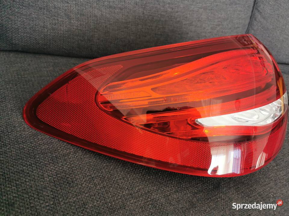 MERCEDES C KLASA W205 KOMBI LAMPA TYLNA LEWA LED Pielgrzymka