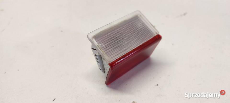 MERCEDES X117 CLA LAMPKA KLAPY BAGAŻNIKA