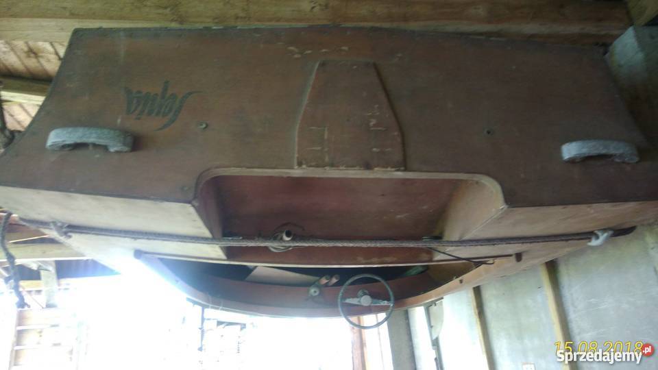 Motorówna drewniana bez silnika do renowacji Rok produkcji 1966 sprzedam