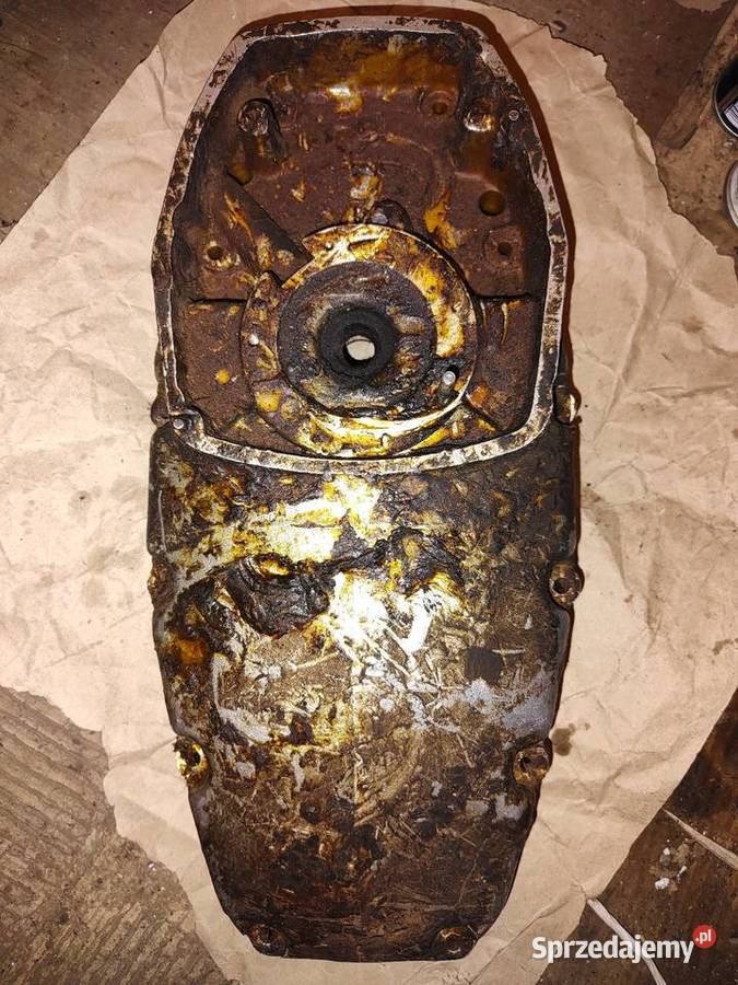 Pokrywa rozrządu silnika Dniepr MT K650 Leszno