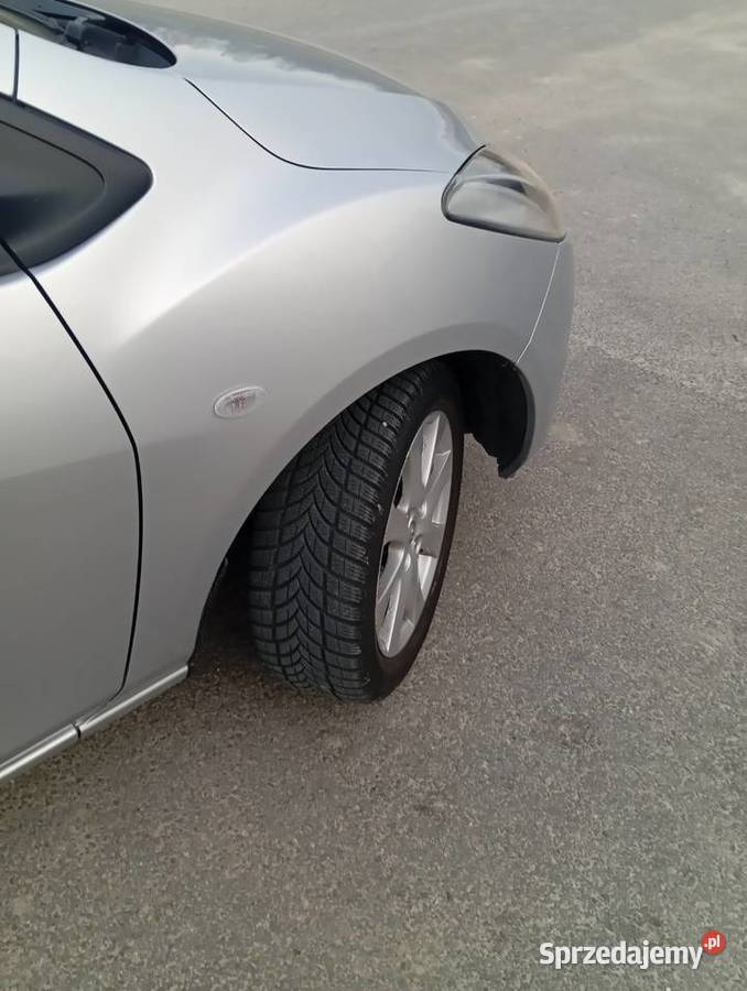 Sprzedam mazda 2 80KM