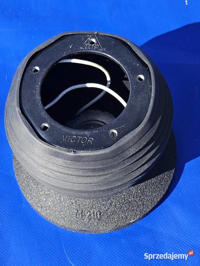 Naba kierownicy Victor M 210 Mercedes 201