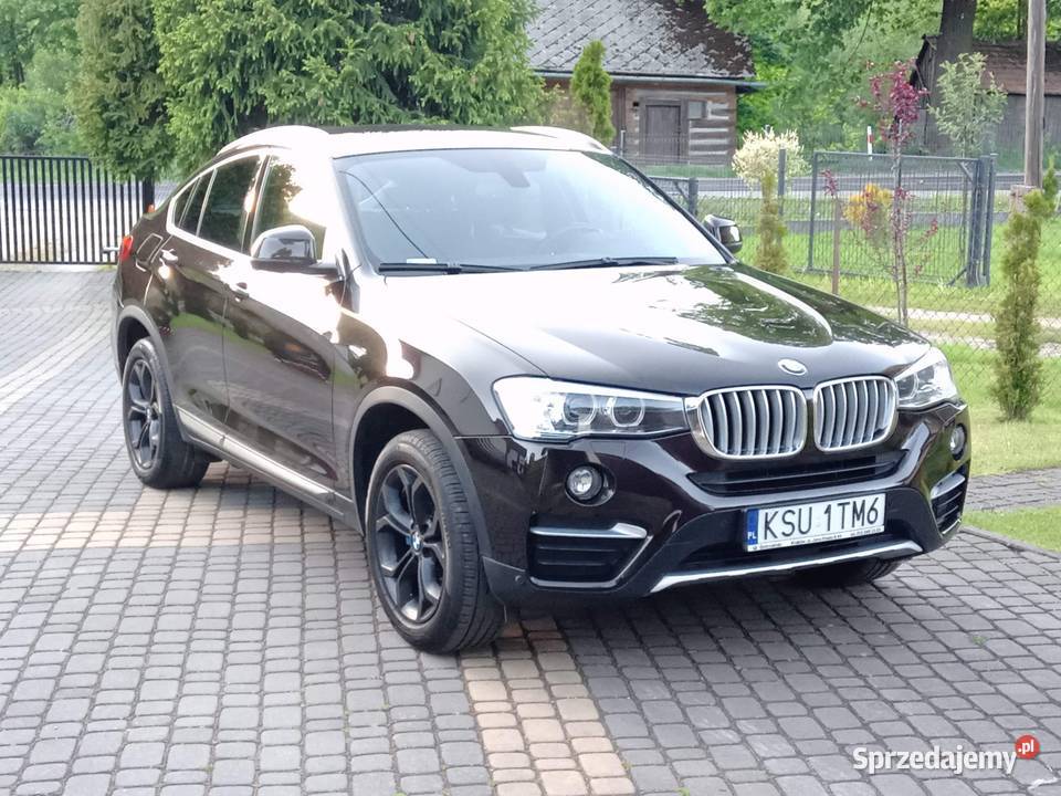Samochód BMW X4 w wersji XLine automatyczna