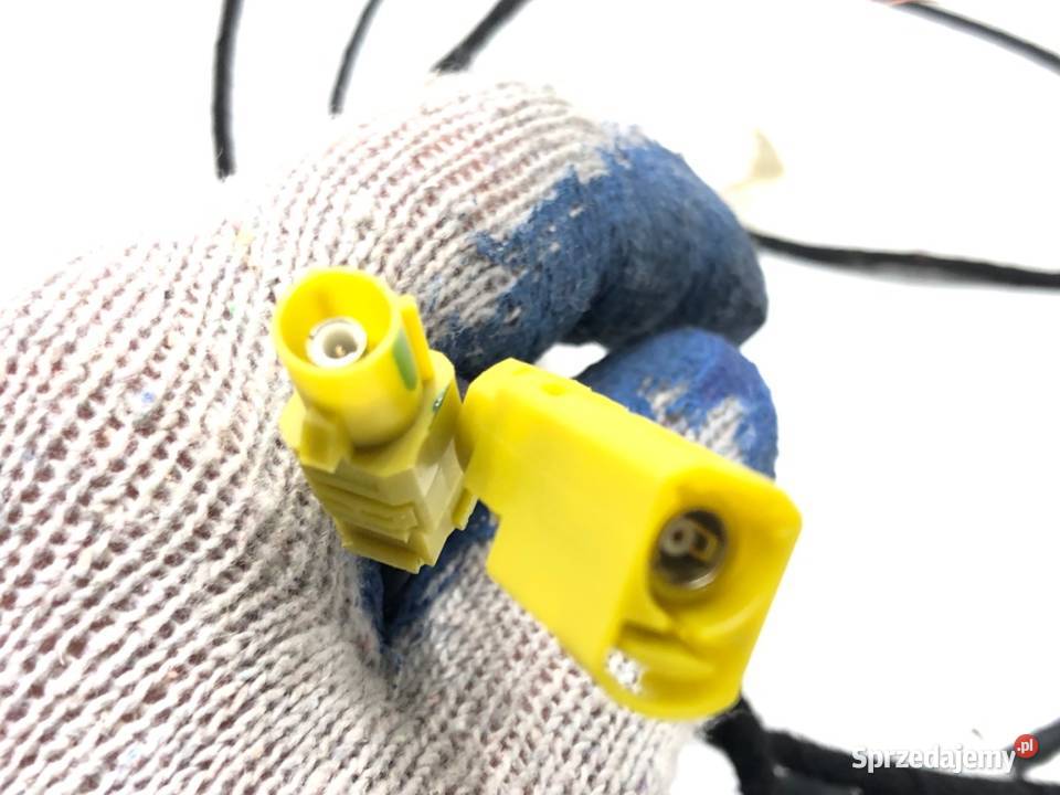 WIĄZKA KLAPY BAGAŻNIKA TYŁ RENAULT CLIO V podkarpackie