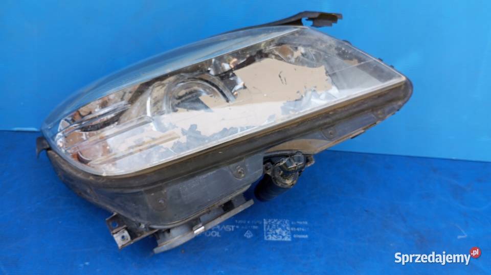 LAMPA PRAWY PRZÓD EUROPA XENON MERCEDES W204 C Nowy Tomyśl sprzedam