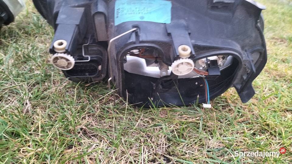 Lampy przednie Vw Golf 4 oryginał na części osobowe dolnośląskie Chocianów sprzedam