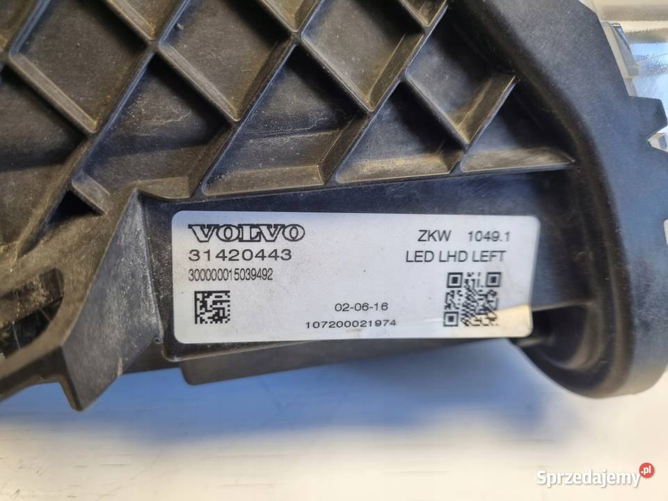 LAMPA LEWA Volvo V40 II XC40 LIFT PRZEDNIA lewy Rudka