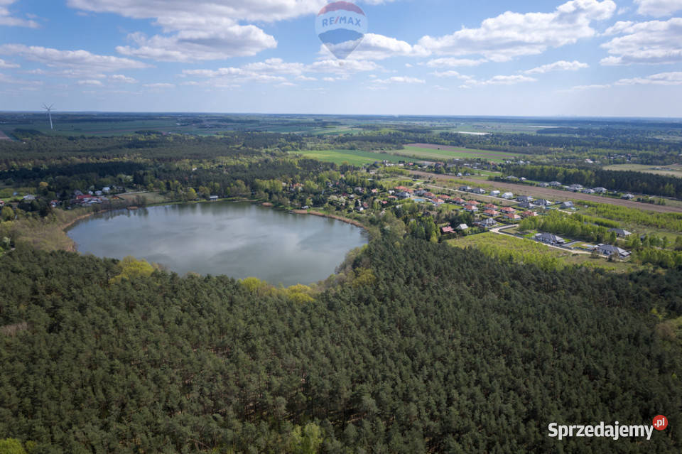 Działka Budowlana – Jezioro i Rezerwat Blisko