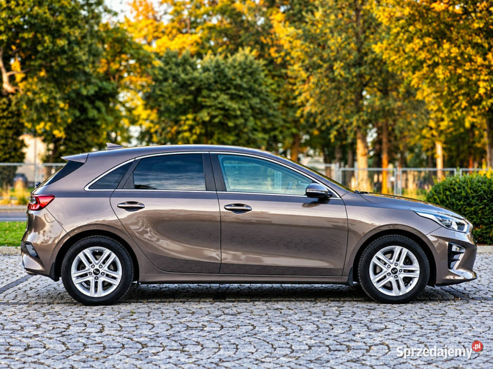 Kia Ceed III 2018 Sadlno