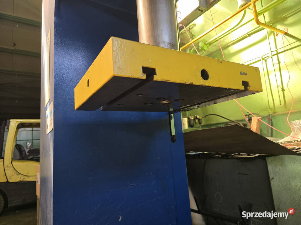 Prasa hydrauliczna 25 ton VEB PYE 25 N 38 nie Biskupice