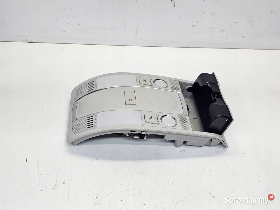 LAMPKA OŚWIETLENIE KABINY AUDI A6 C6 4F0947135BQ Przystajń