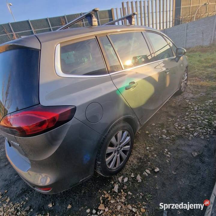 Sprzedam samochód Opel Zafira Szary Samochody osobowe Tychy sprzedam
