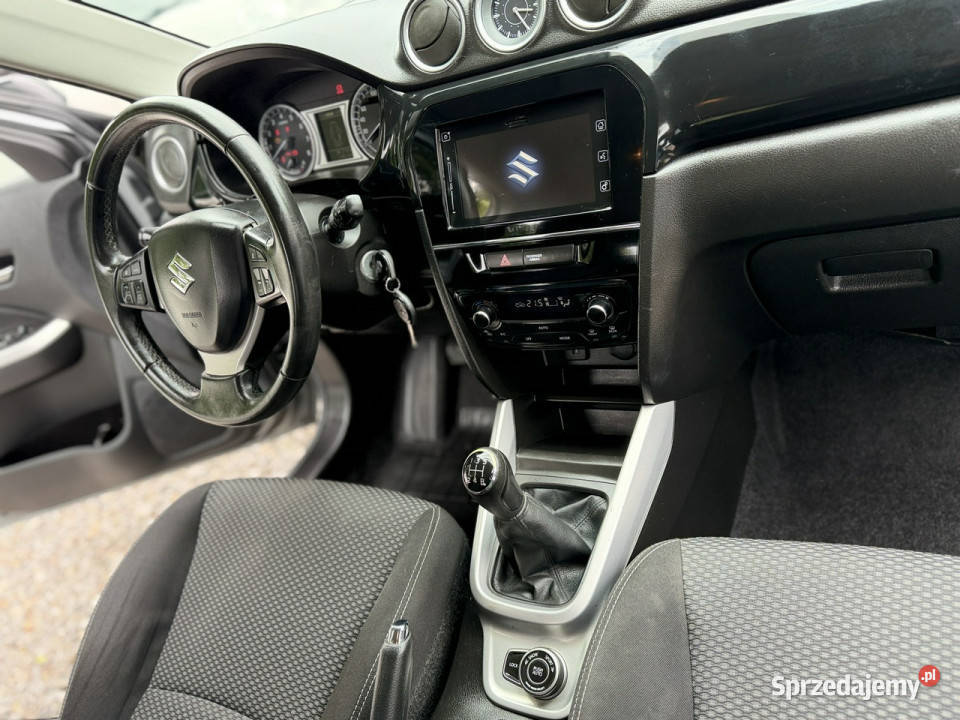 Suzuki Vitara 16 i4X4 allgrip skora radar kamera światła przeciwmgielne Łodygowice