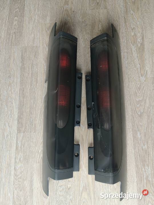Lampy tył Opel Vivaro Renault Trafic Nissan Lampy tylne podkarpackie Przeworsk