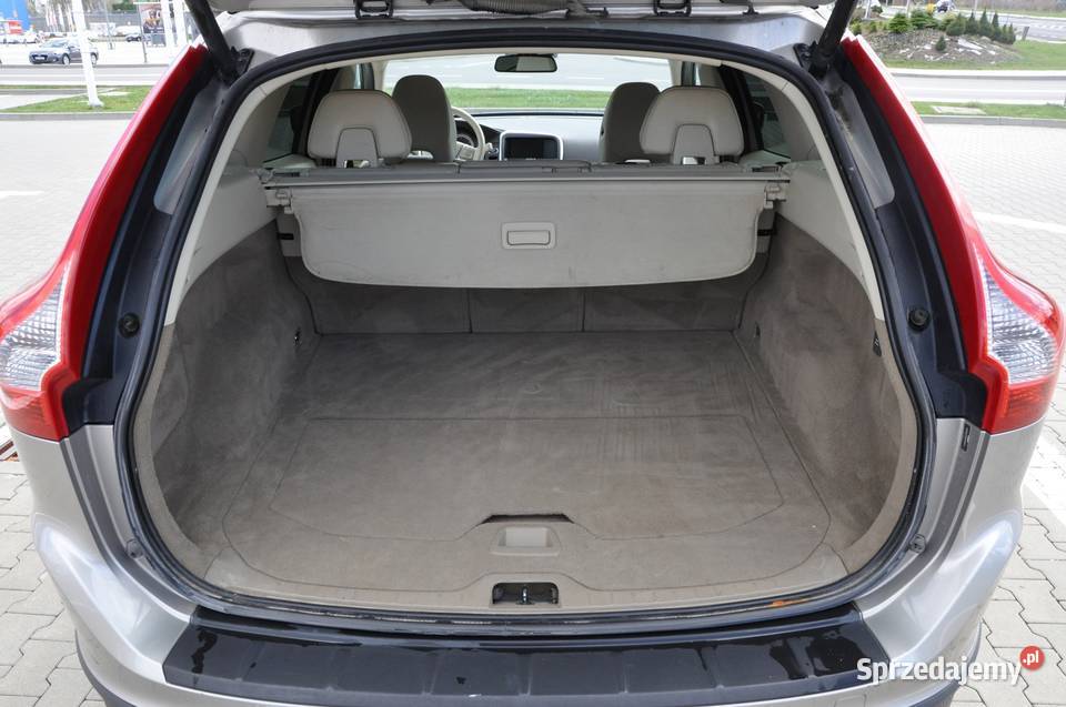 Volvo XC60 T6 4x4 254000 Lublin