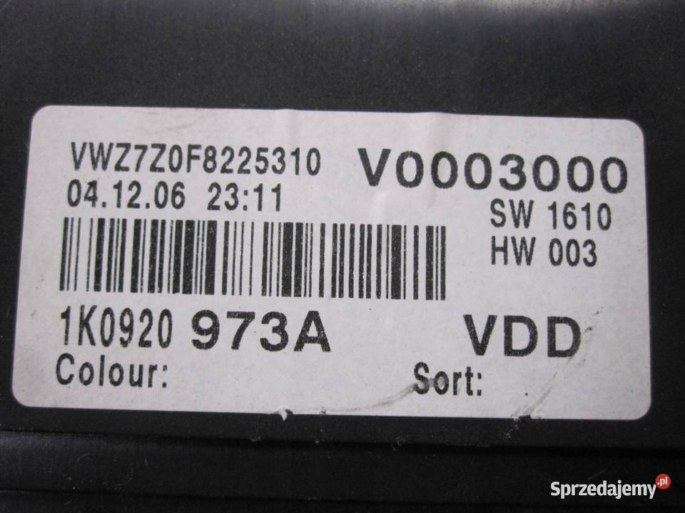 VW GOLF V 07r licznik zegary 1K0920973A ANGLIK Liczniki i zegary Kielce