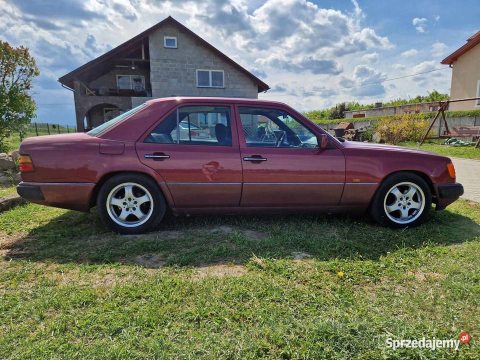 Mercedes w 124 25 D super stan Warka