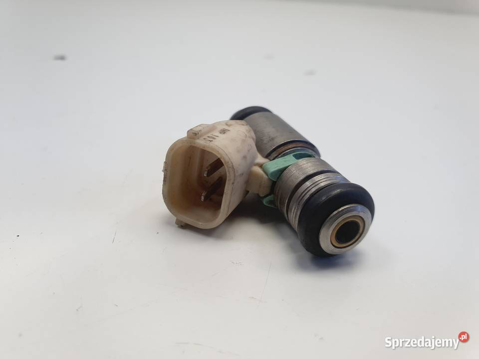 VW Golf V 14 16V WTRYSKIWACZ wtrysk IWP163 Janów sprzedam