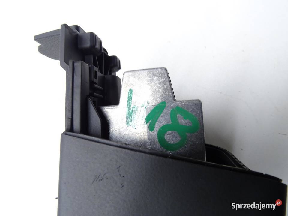 PODŁOKIETNIK TUNELU ŚRODKOWY SKÓRA AUDI A1 8X