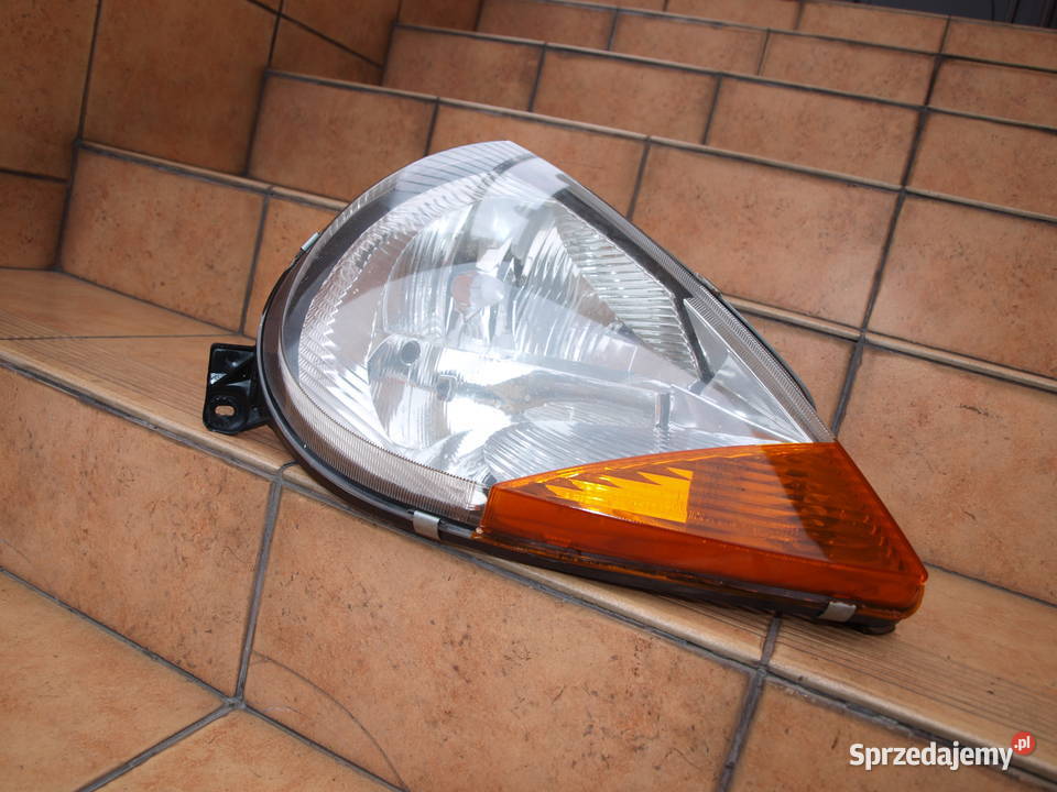 Ford Ka lampa prawa przód 1996 2008r europa Kalisz