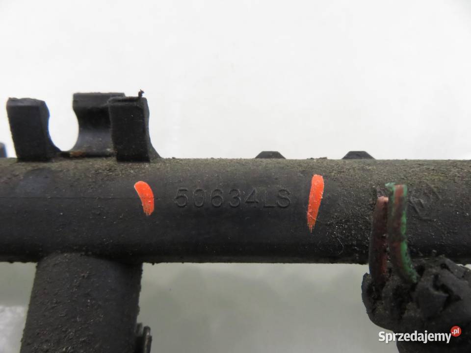 LISTWA WTRYSKOWA RENAULT SCENIC II 16 50634LS osobowe