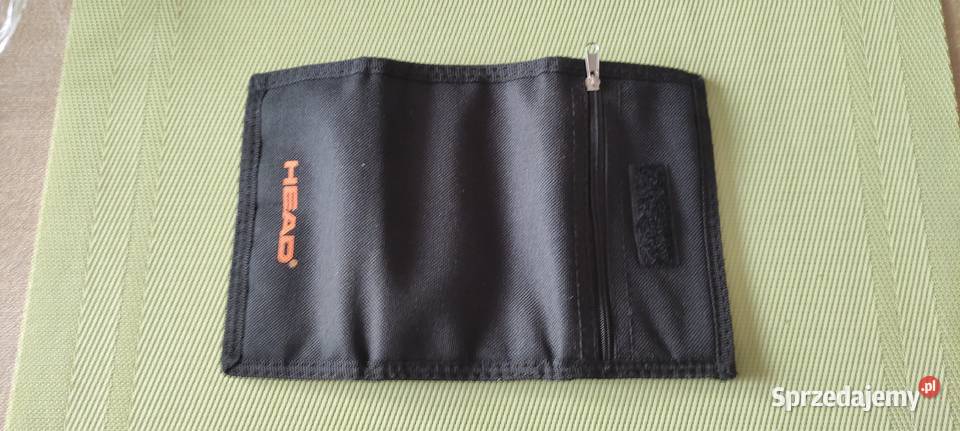 Nowy materiałowy portfel firmy HEAD Pruszków