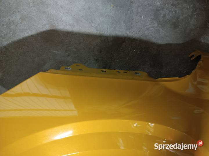 Błotnik lewy przód Peugeot 208 II żółty KLT