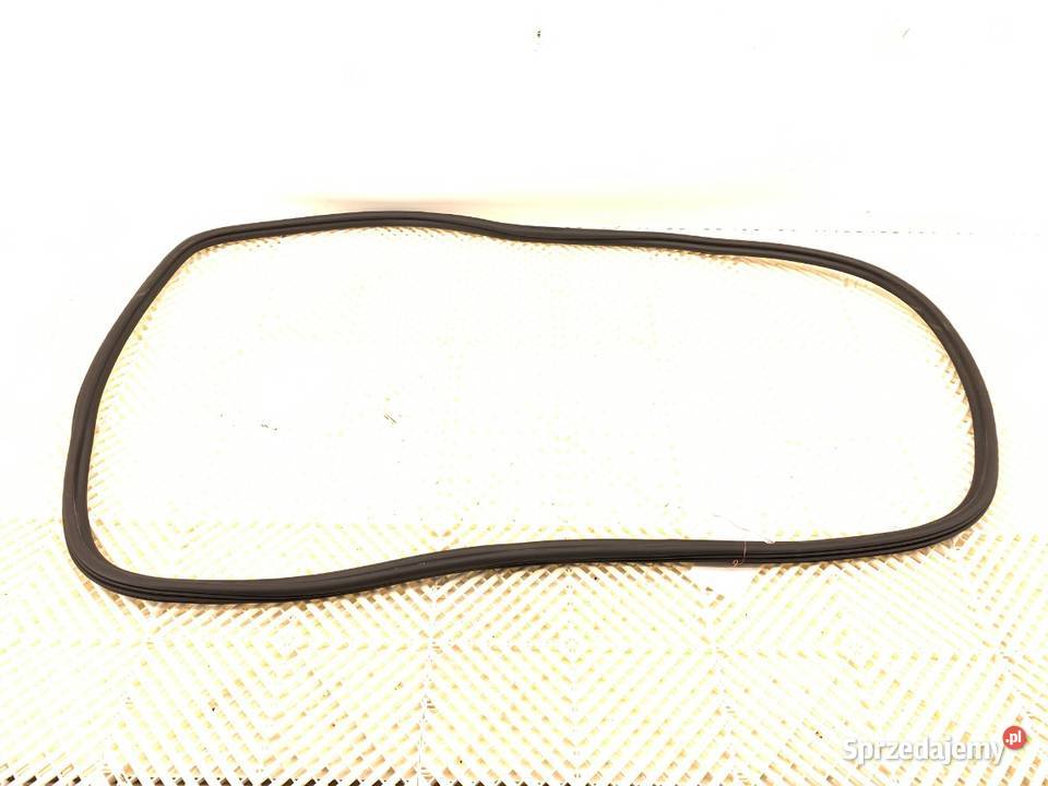 USZCZELKA DRZWI TYŁ LEWA AUDI Q7 4M SUV