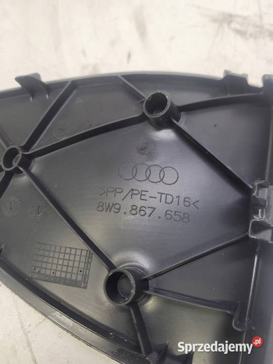 ZAŚLEPKA KLAPY BAGAŻNIKA AUDI A4 B9 8W9867658 Przystajń