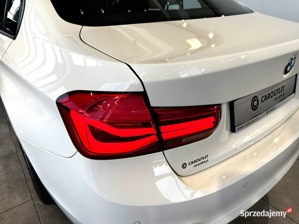 BMW 318 i 15 136 automat 2018 r salon NAVI 92 Myślenice