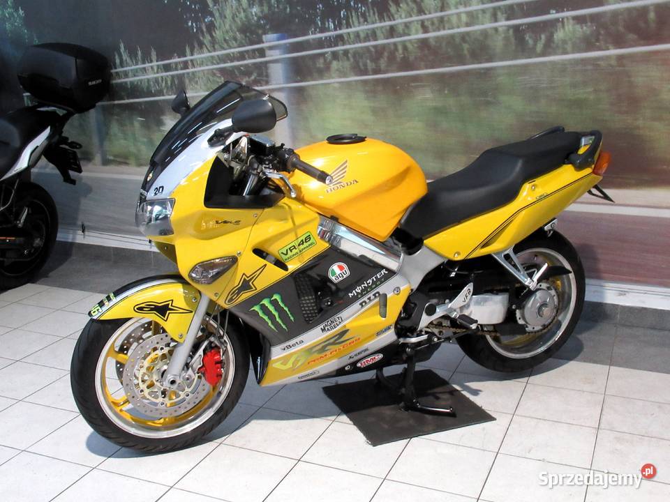 Honda VFR 800 Fi Oferuję dowóz raty Kutno